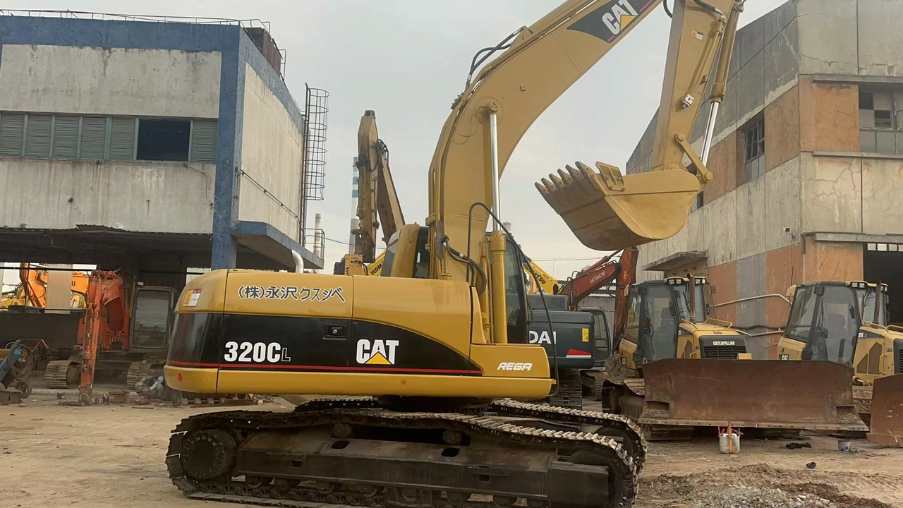 CATERPILLAR 320C - Excavadora anfibia: foto 4 CATERPILLAR 320C - Excavadora anfibia: foto 4
