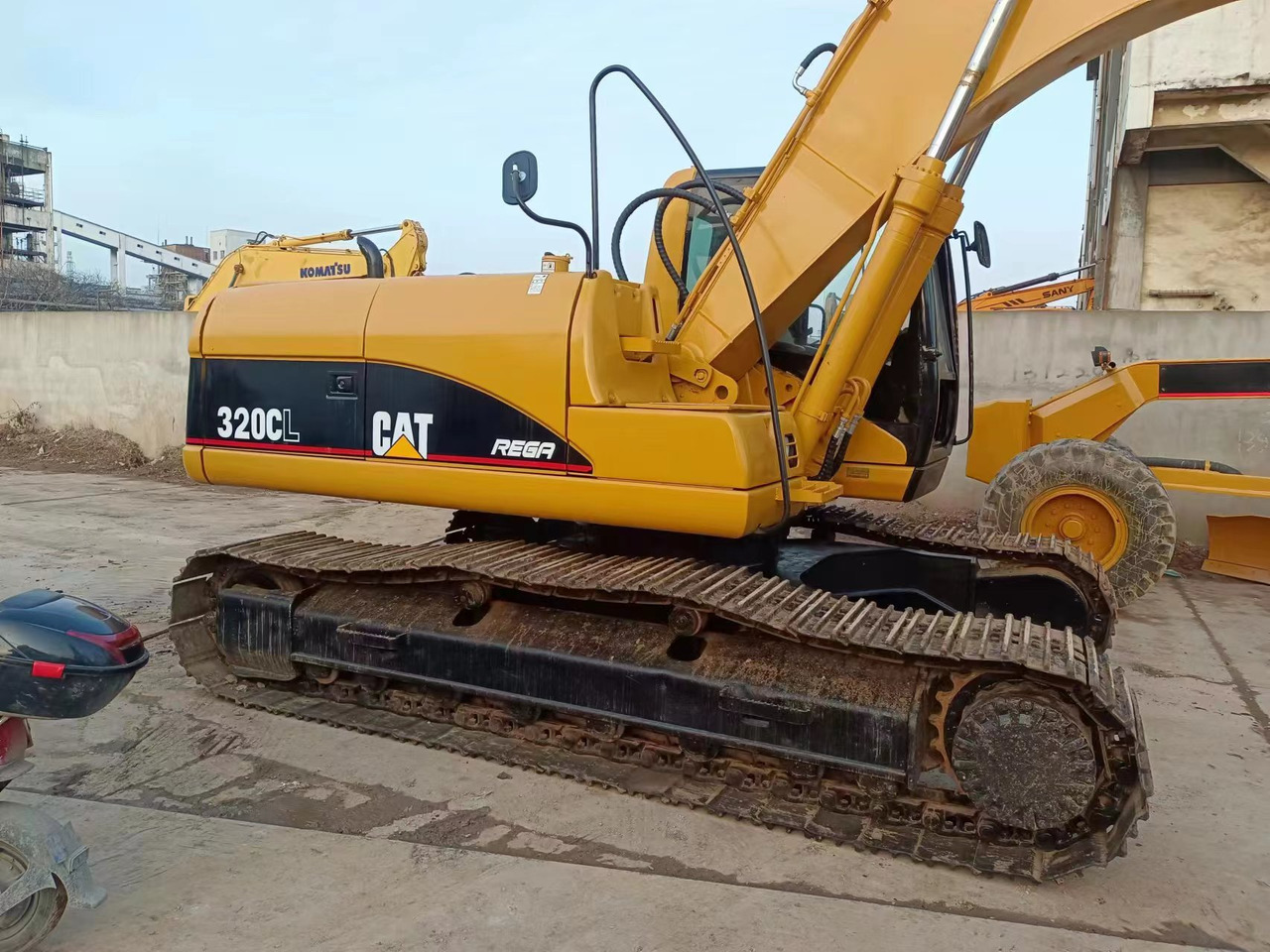 CATERPILLAR 320CL - Excavadora de cadenas: foto 4 CATERPILLAR 320CL - Excavadora de cadenas: foto 4
