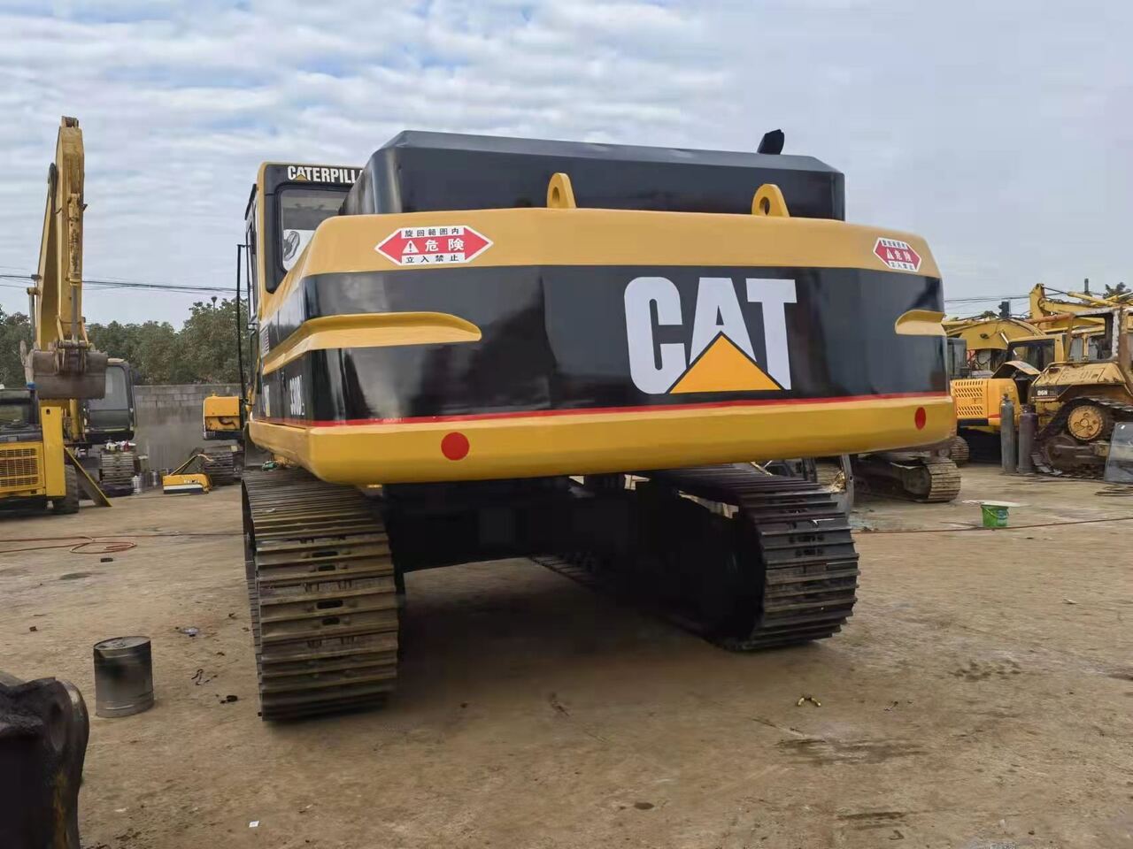 CATERPILLAR 330BL - Excavadora de cadenas: foto 4 CATERPILLAR 330BL - Excavadora de cadenas: foto 4