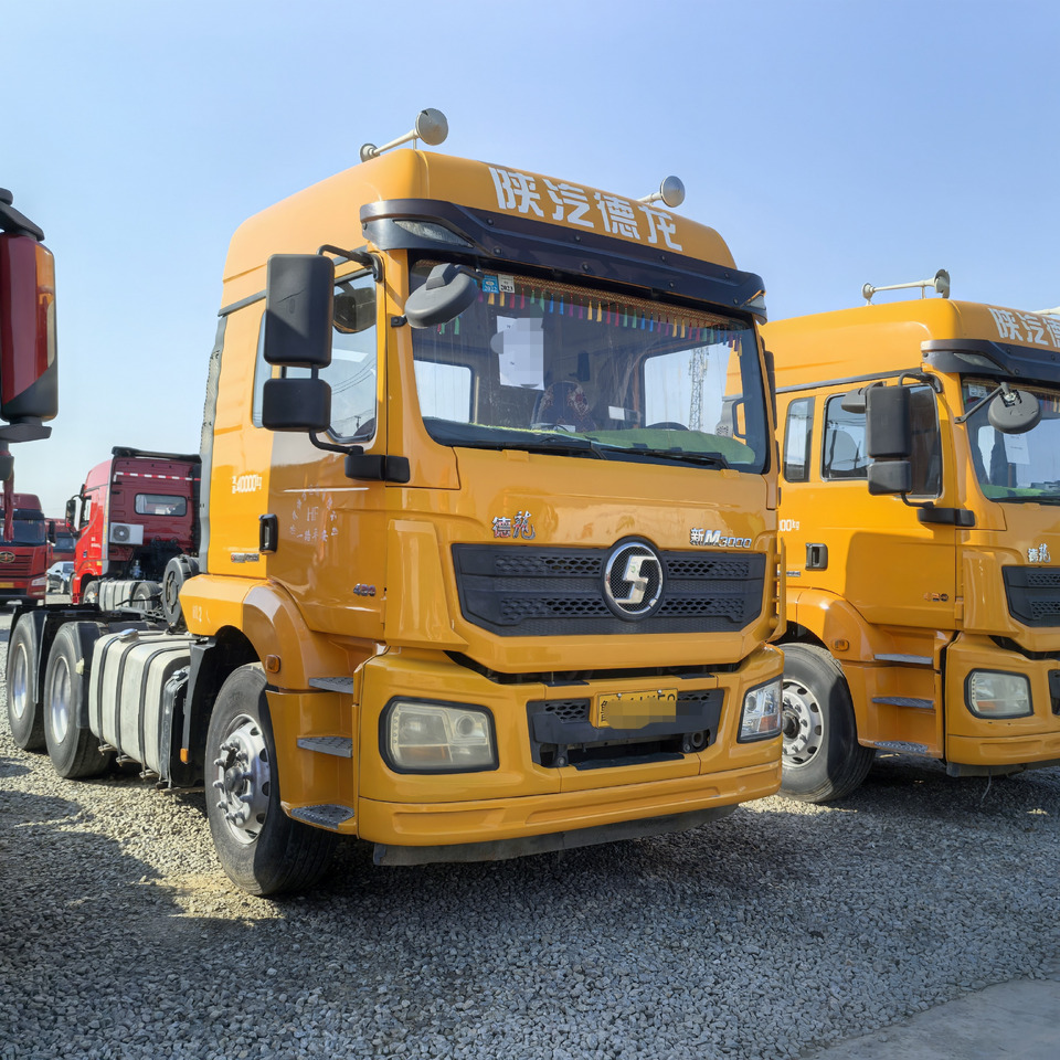 SHACMAN M3000 6x4 - Cabeza tractora: foto 1 SHACMAN M3000 6x4 - Cabeza tractora: foto 1