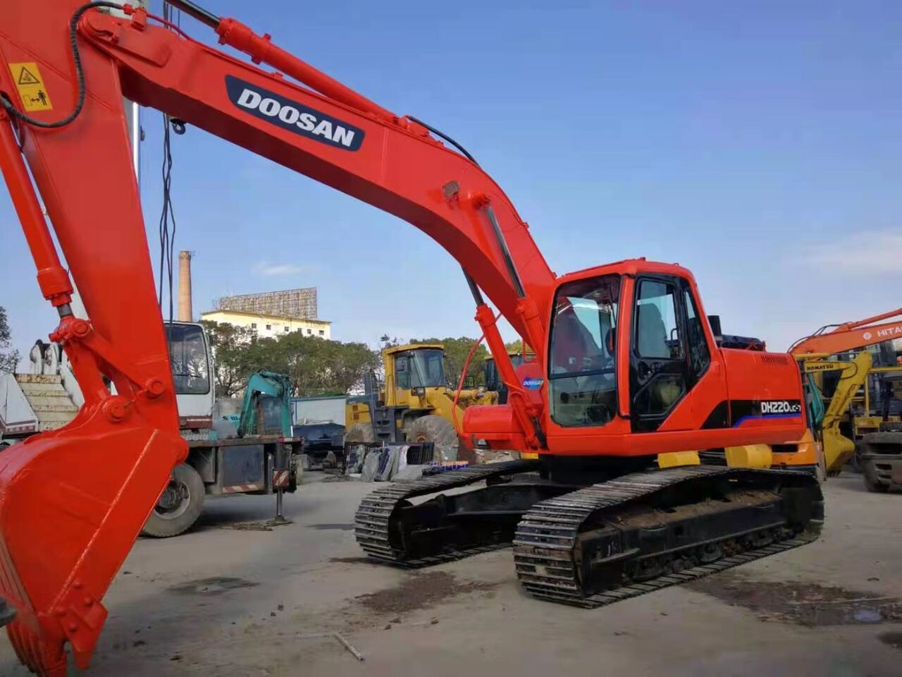 DOOSAN DH220LC - Excavadora de cadenas: foto 4 DOOSAN DH220LC - Excavadora de cadenas: foto 4