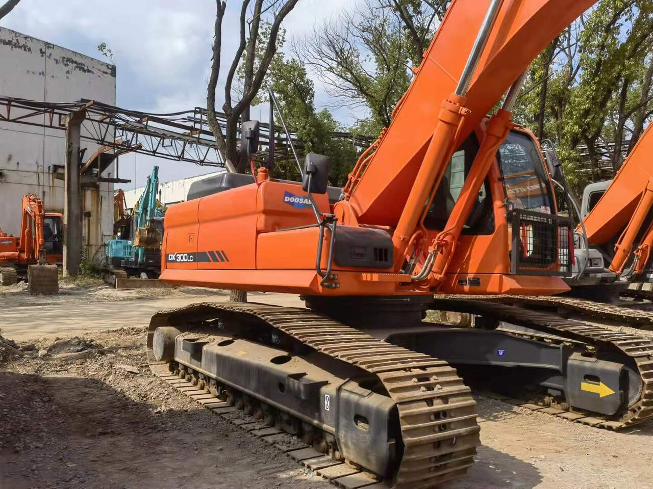 DOOSAN DX300 - Excavadora de cadenas: foto 2 DOOSAN DX300 - Excavadora de cadenas: foto 2