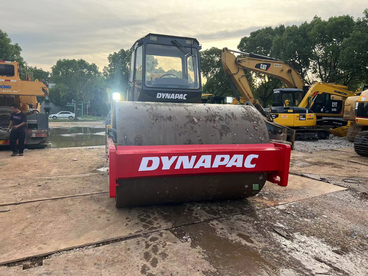 DYNAPAC CA215D - Rodillo: foto 3 DYNAPAC CA215D - Rodillo: foto 3