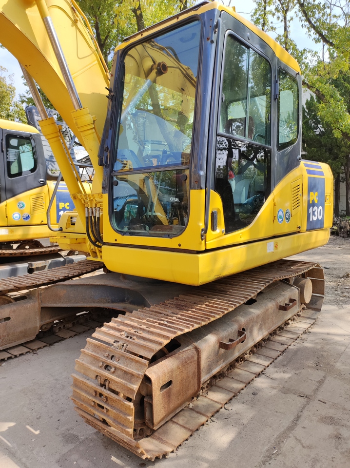 KOMATSU PC130-7 - Excavadora de cadenas: foto 3 KOMATSU PC130-7 - Excavadora de cadenas: foto 3