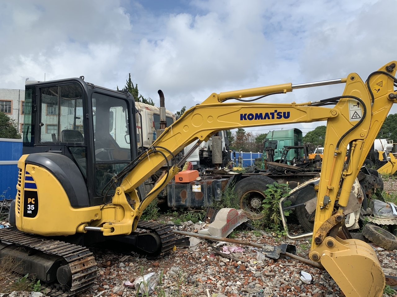 KOMATSU PC35MR - Miniexcavadora: foto 1 KOMATSU PC35MR - Miniexcavadora: foto 1