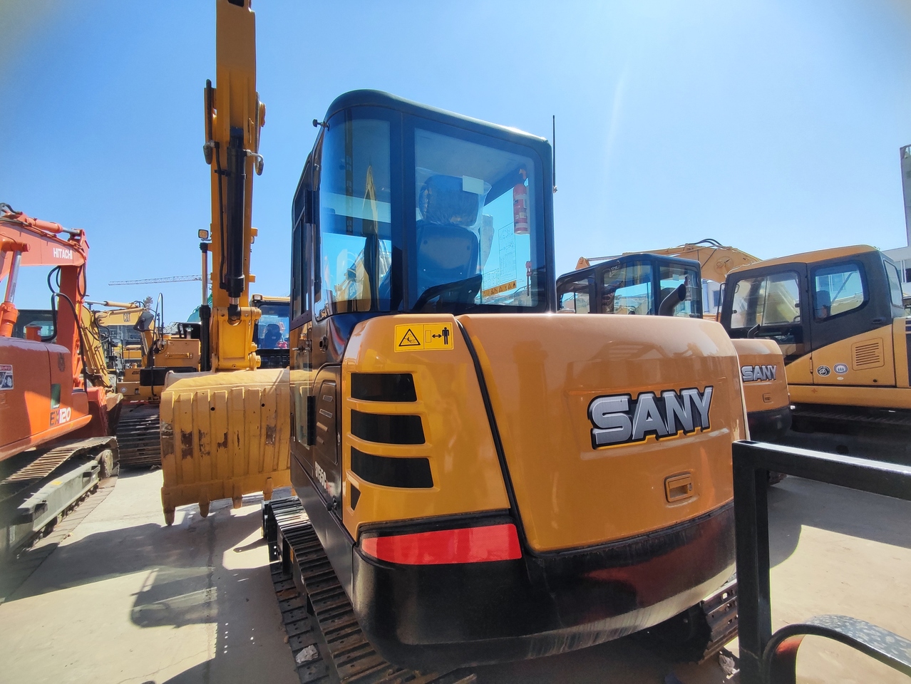 SANY SY55C - Miniexcavadora: foto 2 SANY SY55C - Miniexcavadora: foto 2
