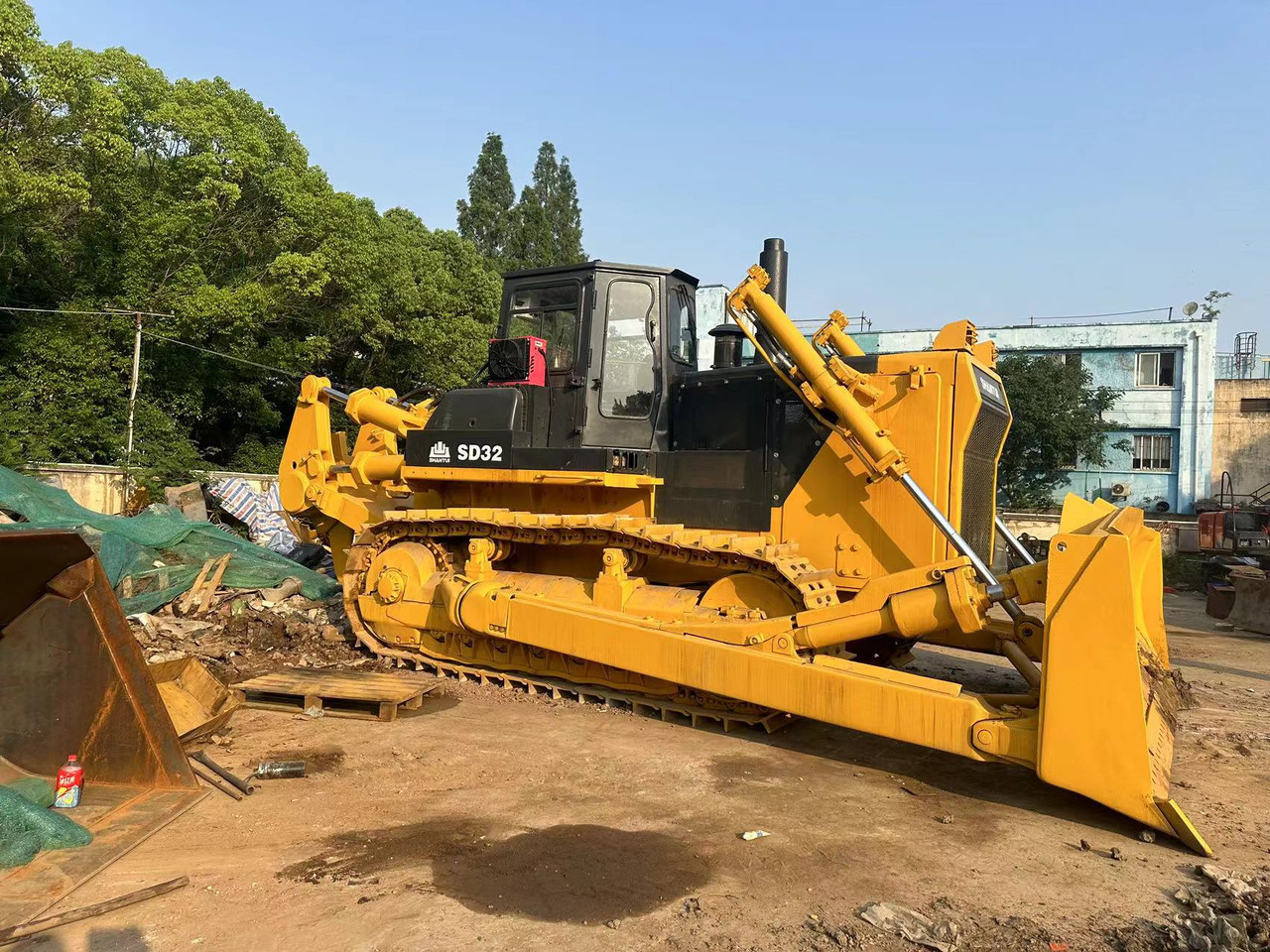 SHANTUI SD32 - Bulldozer: foto 1 SHANTUI SD32 - Bulldozer: foto 1