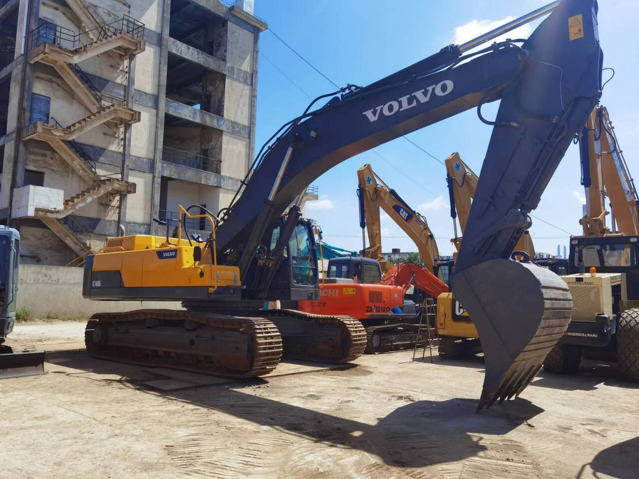 VOLVO EC480DL - Excavadora de cadenas: foto 1 VOLVO EC480DL - Excavadora de cadenas: foto 1