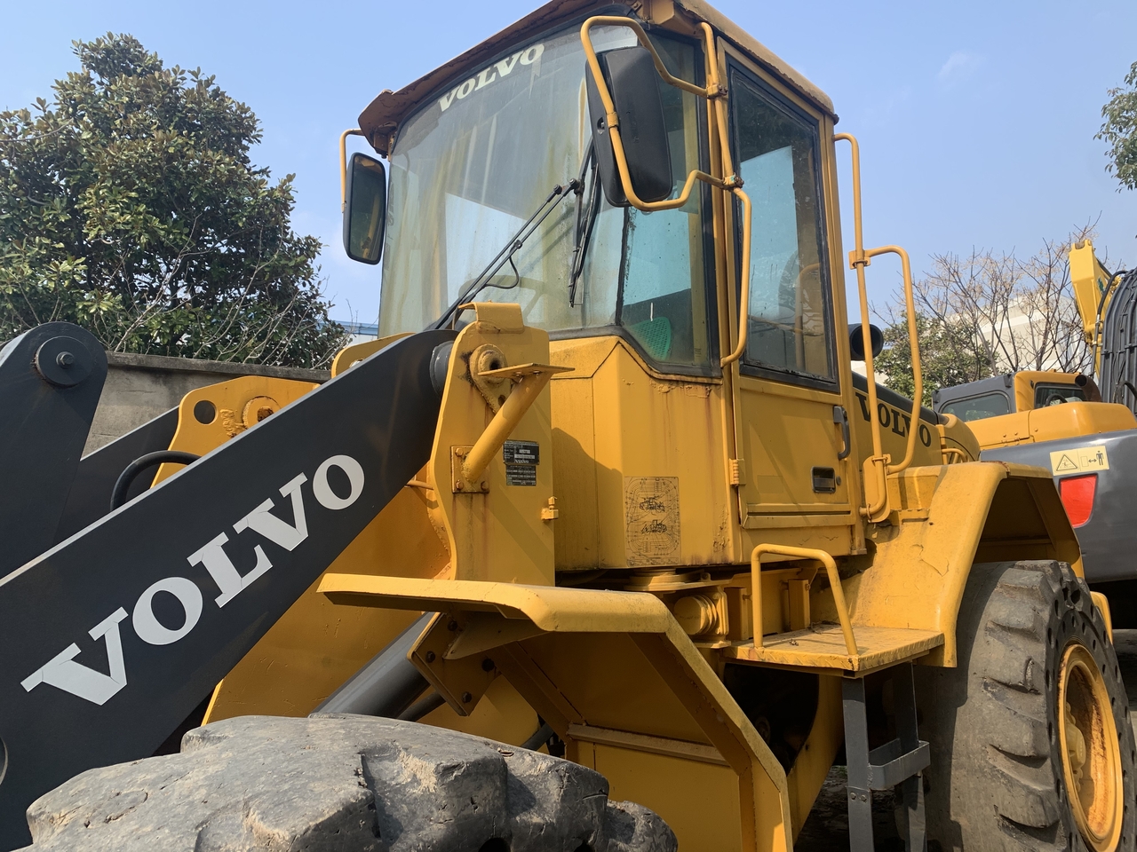 VOLVO L70E - Cargadora de ruedas: foto 3 VOLVO L70E - Cargadora de ruedas: foto 3