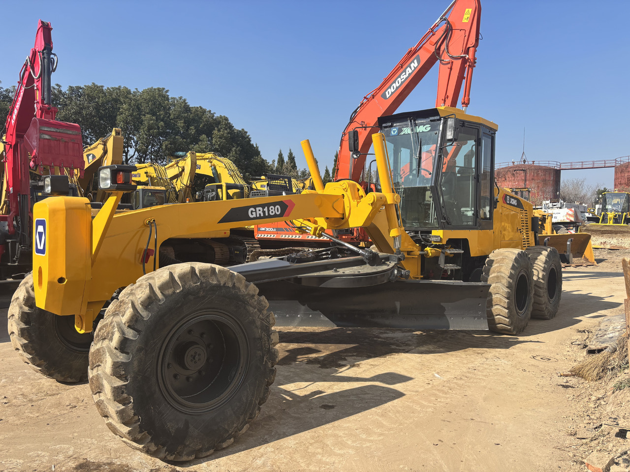 XCMG GR180 - Grader: foto 3 XCMG GR180 - Grader: foto 3