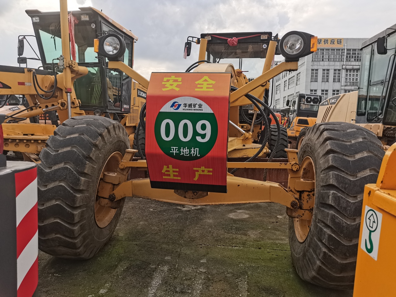 XCMG GR180 - Grader: foto 2 XCMG GR180 - Grader: foto 2