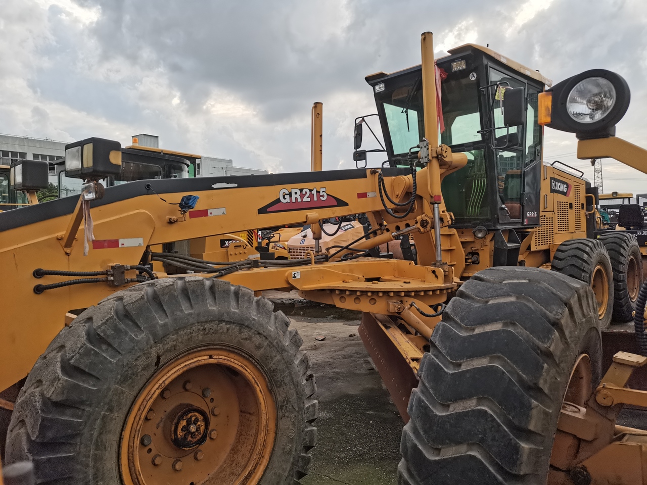 XCMG GR215 - Grader: foto 3 XCMG GR215 - Grader: foto 3