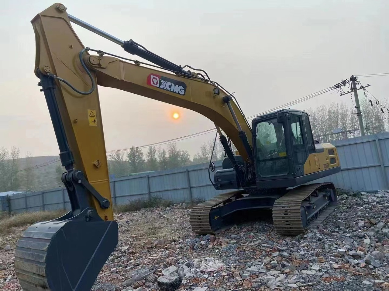 XCMG XE215DA - Excavadora de cadenas: foto 2 XCMG XE215DA - Excavadora de cadenas: foto 2