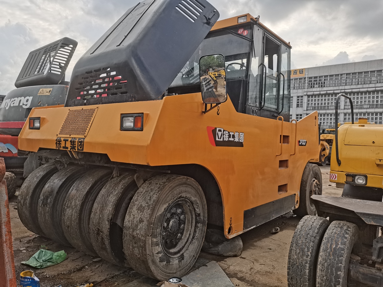 XCMG XP303 - Rodillo: foto 5 XCMG XP303 - Rodillo: foto 5