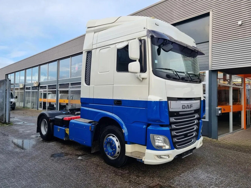 DAF XF 106.440 EURO 6/ Intarder/ Webasto/ ADR / Klima - Cabeza tractora: foto 1 DAF XF 106.440 EURO 6/ Intarder/ Webasto/ ADR / Klima - Cabeza tractora: foto 1