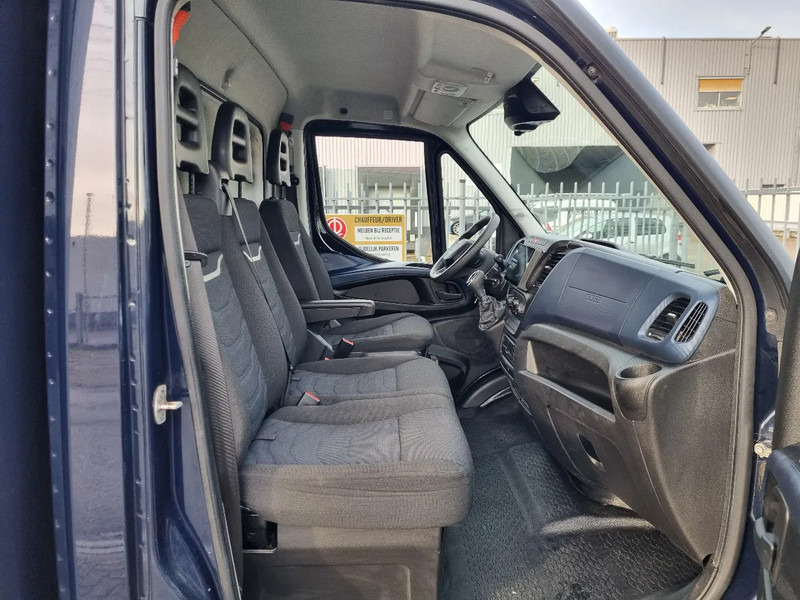 Furgoneta caja cerrada Iveco Daily 35C18 3.0D Bakwagen LBW Laadklep Euro 6 GVW 3500KG: foto 14