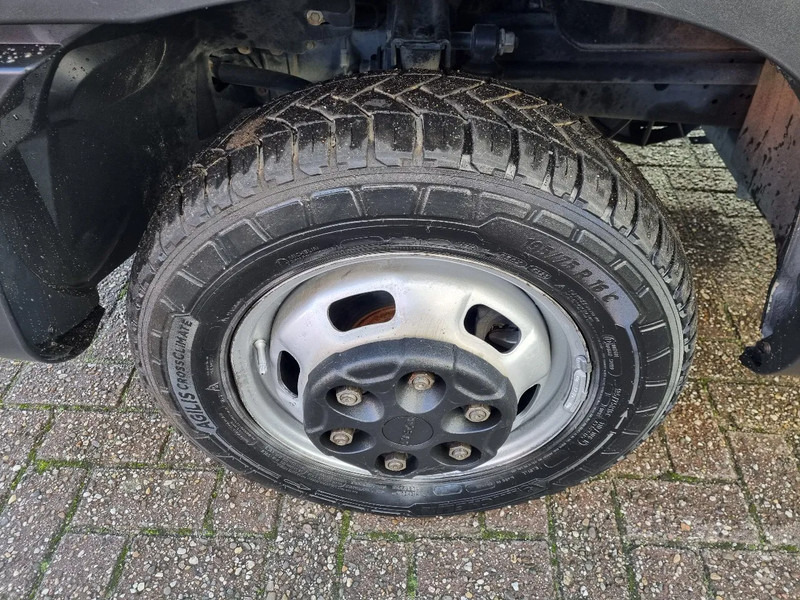 Furgoneta basculante Iveco Daily 35C18 3.0D Kipper Hi-Matic Euro 6 GVW 3500 kg: foto 15 Furgoneta basculante Iveco Daily 35C18 3.0D Kipper Hi-Matic Euro 6 GVW 3500 kg: foto 15