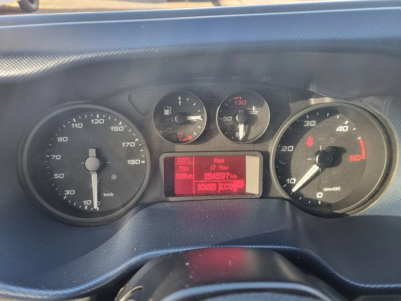 Furgoneta basculante Iveco Daily 35C18 3.0D Kipper Hi-Matic Euro 6 GVW 3500 kg: foto 9 Furgoneta basculante Iveco Daily 35C18 3.0D Kipper Hi-Matic Euro 6 GVW 3500 kg: foto 9