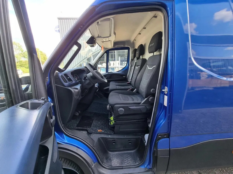 Furgón Iveco Daily 35S16 HI-MATIC 2.3 L2H2/ Airco/ Navi/ LED/ Matrix: foto 7