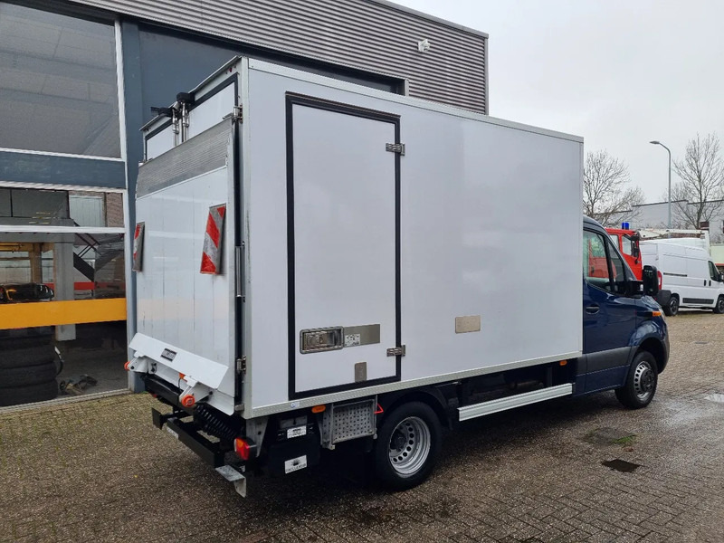 Mercedes-Benz Sprinter 516 CDI Kuhlkoffer -32+22/ TK500 MAX/ LBW/ StBy 380V - Furgoneta frigorifica: foto 2 Mercedes-Benz Sprinter 516 CDI Kuhlkoffer -32+22/ TK500 MAX/ LBW/ StBy 380V - Furgoneta frigorifica: foto 2