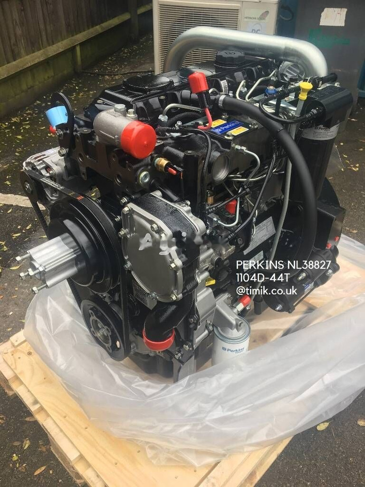 Perkins 1104D-44T NL38827 - Motor para Tractor: foto 2 Perkins 1104D-44T NL38827 - Motor para Tractor: foto 2