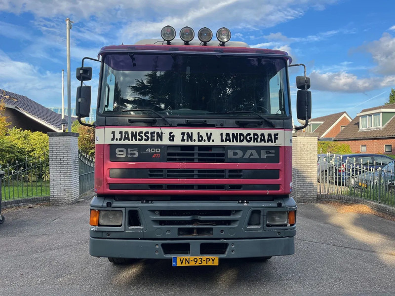 DAF 95.400 ATI 4X2 Holland Truck - Cabeza tractora: foto 2 DAF 95.400 ATI 4X2 Holland Truck - Cabeza tractora: foto 2