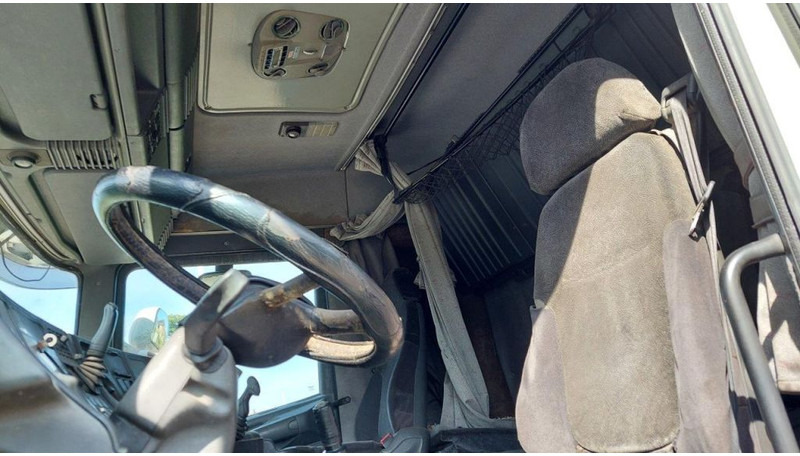 Cabeza tractora Scania R124-360 124 360: foto 12 Cabeza tractora Scania R124-360 124 360: foto 12