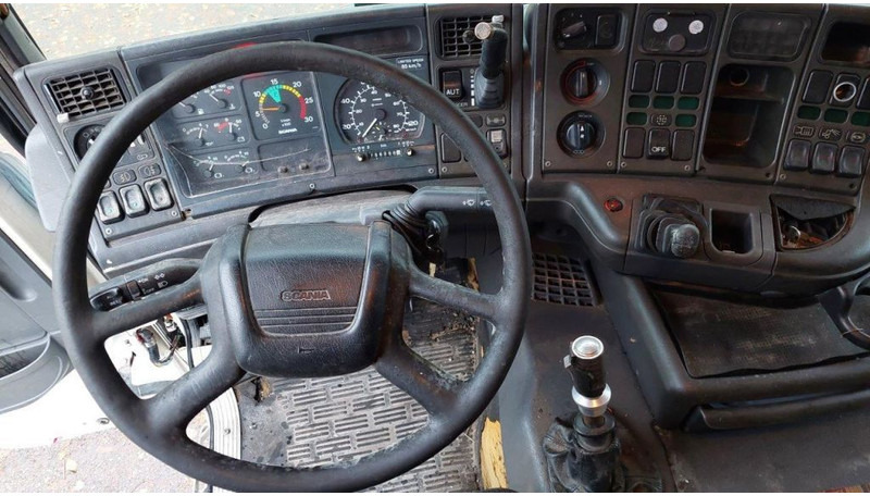 Cabeza tractora Scania R124-400 4x2 Retarder: foto 8 Cabeza tractora Scania R124-400 4x2 Retarder: foto 8