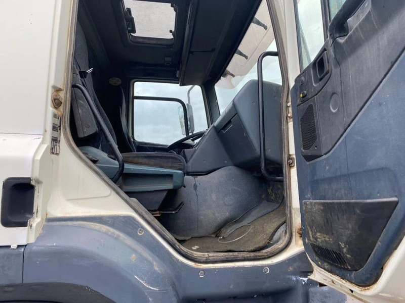 DAF CF 85.380 MANUAL ZF GEARBOX BIG KIPPER 85 CF 8x4 - Camión volquete: foto 4 DAF CF 85.380 MANUAL ZF GEARBOX BIG KIPPER 85 CF 8x4 - Camión volquete: foto 4