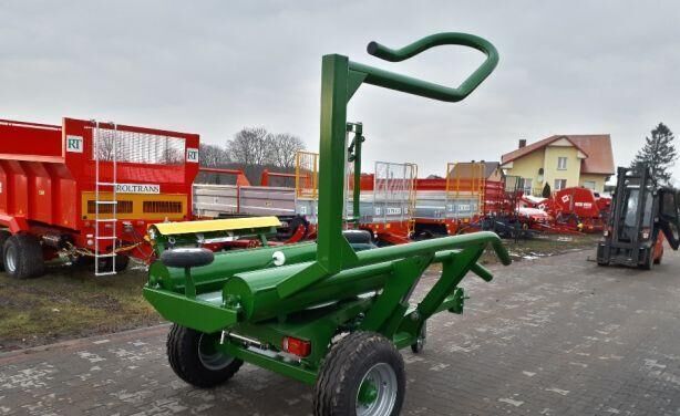 Awid Czyżew Self loading bale wrapper/ Owijarka samozaładowcza - Encintadora de pacas: foto 5 Awid Czyżew Self loading bale wrapper/ Owijarka samozaładowcza - Encintadora de pacas: foto 5
