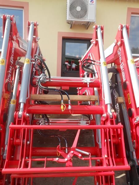 Metal-Technik Frontlader für Case/ Front loader/ Ładowacz TUR - Tractor: foto 5 Metal-Technik Frontlader für Case/ Front loader/ Ładowacz TUR - Tractor: foto 5