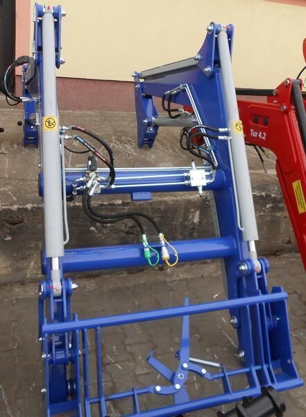 Metal-Technik Frontlader für Case/ Front loader/ Ładowacz TUR - Tractor: foto 1 Metal-Technik Frontlader für Case/ Front loader/ Ładowacz TUR - Tractor: foto 1