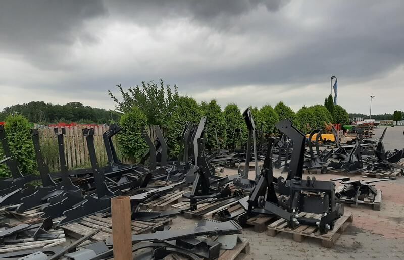 Metal-Technik Frontlader für STEYR 4085 - Cargador frontal para tractor: foto 3 Metal-Technik Frontlader für STEYR 4085 - Cargador frontal para tractor: foto 3