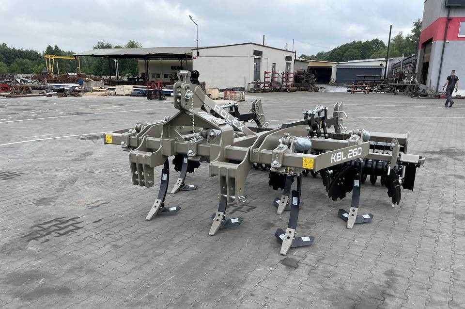 ROLEX Kultywator bezorkowy lekki 2.6 - Cultivador: foto 3 ROLEX Kultywator bezorkowy lekki 2.6 - Cultivador: foto 3