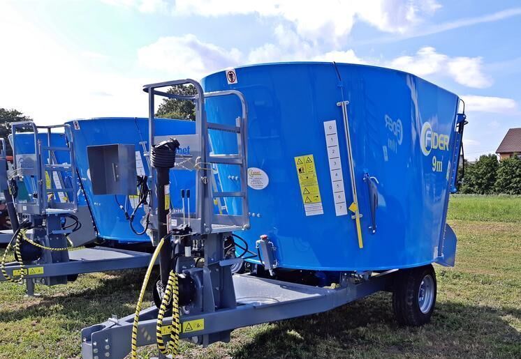 Zamet Paszowóz 8m3 FIDER - Desensiladora: foto 1 Zamet Paszowóz 8m3 FIDER - Desensiladora: foto 1
