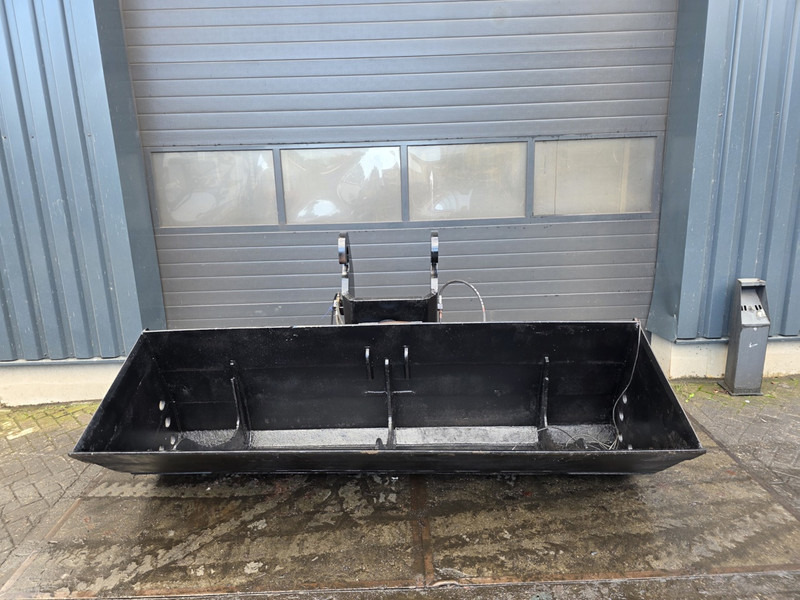 Verachtert cw55s kantelbak cw55 tilting bucket - Cazo para Maquinaria de construcción: foto 1 Verachtert cw55s kantelbak cw55 tilting bucket - Cazo para Maquinaria de construcción: foto 1