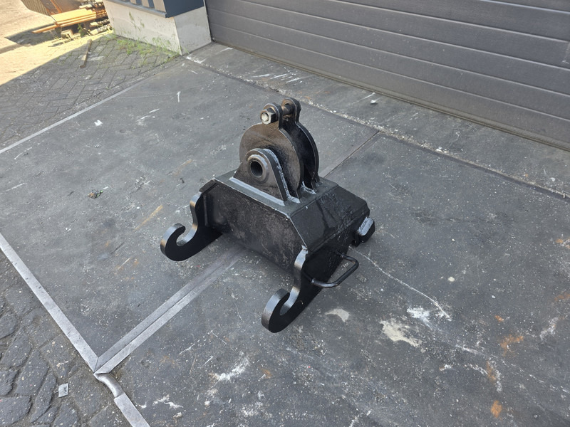 Kopplaat cw 30 aanbouwplaat cw 40 adaptor plate cw 30 head plate cw 40 - Acoplamiento rápido para Maquinaria de construcción: foto 1 Kopplaat cw 30 aanbouwplaat cw 40 adaptor plate cw 30 head plate cw 40 - Acoplamiento rápido para Maquinaria de construcción: foto 1