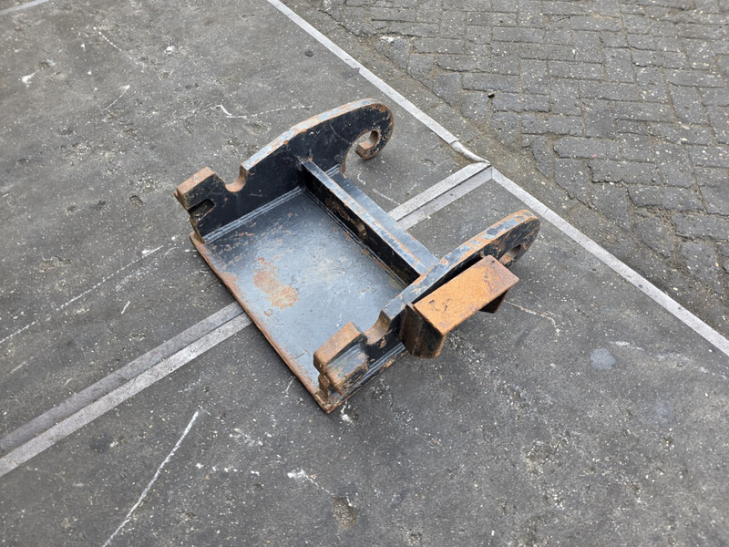 Kopplaat cw30 cw 40 adaptorplate cw30 cw40 - Acoplamiento rápido para Maquinaria de construcción: foto 3 Kopplaat cw30 cw 40 adaptorplate cw30 cw40 - Acoplamiento rápido para Maquinaria de construcción: foto 3