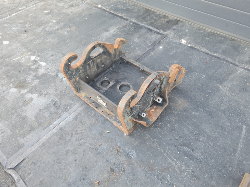 Kopplaat cw30 cw 40 zijtveld zijtveld s1202 kopplaat - Acoplamiento rápido para Maquinaria de construcción: foto 1 Kopplaat cw30 cw 40 zijtveld zijtveld s1202 kopplaat - Acoplamiento rápido para Maquinaria de construcción: foto 1