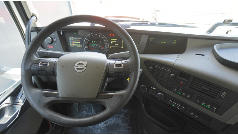 Volvo FH 420 ADR 697.000KM - Cabeza tractora: foto 5 Volvo FH 420 ADR 697.000KM - Cabeza tractora: foto 5