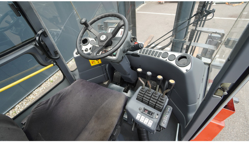 Kalmar DCE 70-6 HE 7 TONS FORKLIFT - Maquinaria de construcción: foto 5 Kalmar DCE 70-6 HE 7 TONS FORKLIFT - Maquinaria de construcción: foto 5