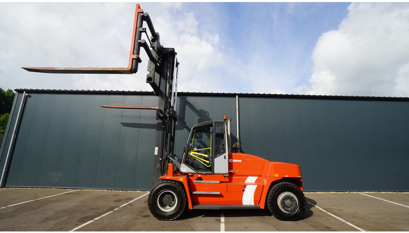 Maquinaria de construcción Kalmar DCE150-12 15T FORKLIFT: foto 1