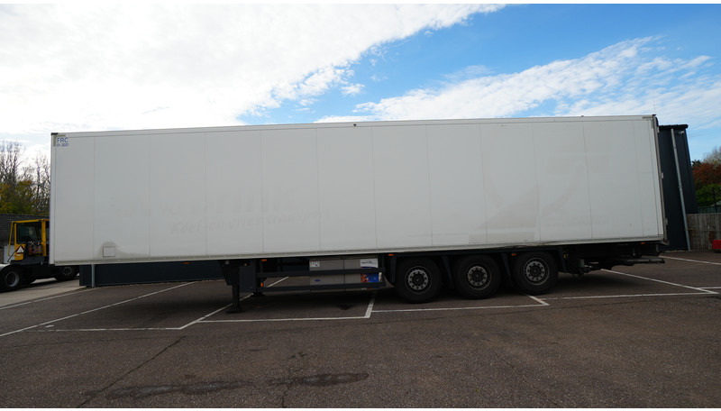 Schmitz Cargobull 3 AXLE FRIGO TRAILER - Semirremolque frigorífico: foto 1 Schmitz Cargobull 3 AXLE FRIGO TRAILER - Semirremolque frigorífico: foto 1