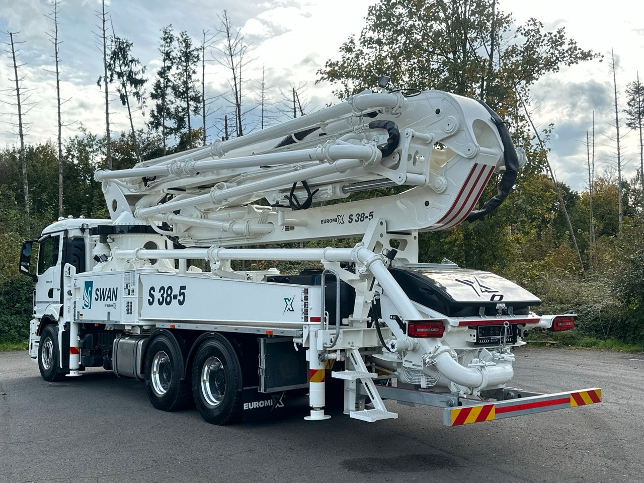 MAN TGS 26.510 6x4 SWAN TSP 38-5 160RZ ( 38m ) - Camión hormigonera: foto 4 MAN TGS 26.510 6x4 SWAN TSP 38-5 160RZ ( 38m ) - Camión hormigonera: foto 4