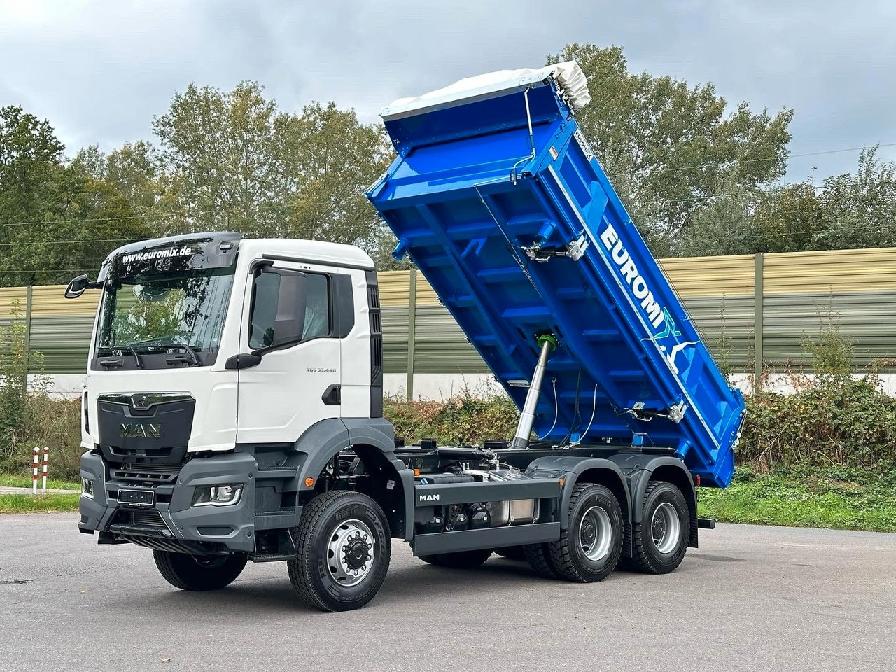 Leasing de  MAN TGS 33.440 6x6 /Euro6 3-Seiten-Kipper EuromixMTP MAN TGS 33.440 6x6 /Euro6 3-Seiten-Kipper EuromixMTP: foto 9