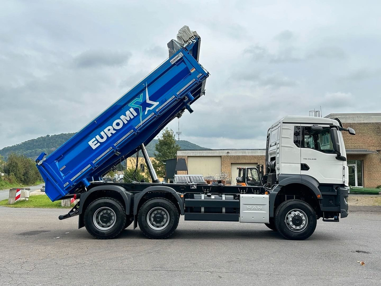 Leasing de  MAN TGS 33.440 6x6 /Euro6 3-Seiten-Kipper EuromixMTP MAN TGS 33.440 6x6 /Euro6 3-Seiten-Kipper EuromixMTP: foto 13