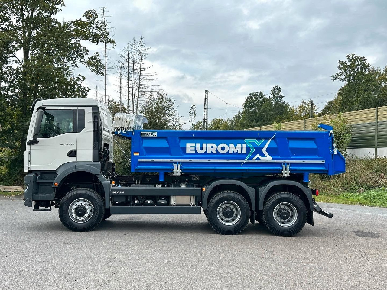 Leasing de  MAN TGS 33.440 6x6 /Euro6 3-Seiten-Kipper EuromixMTP MAN TGS 33.440 6x6 /Euro6 3-Seiten-Kipper EuromixMTP: foto 15