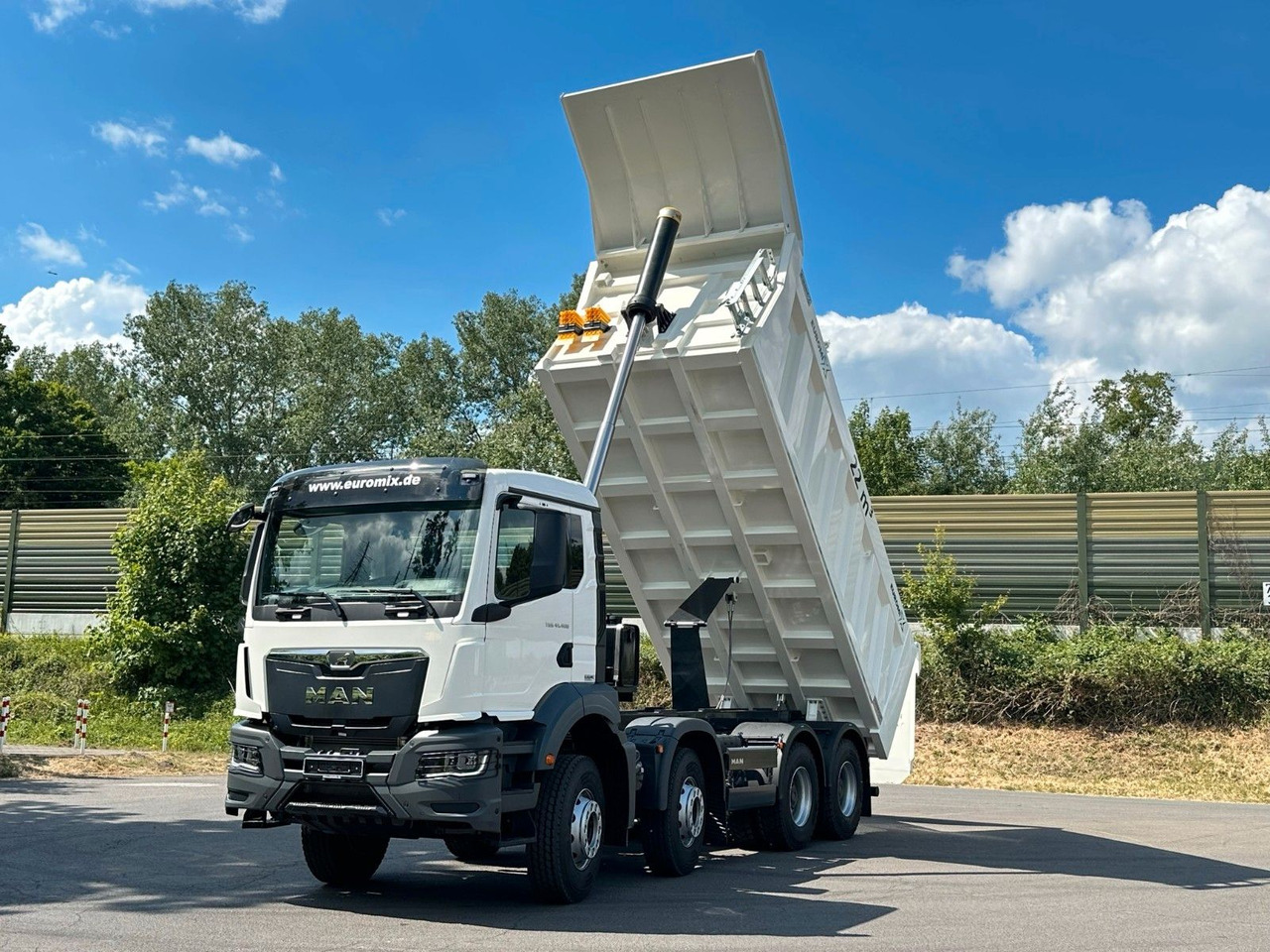 Camión volquete MAN TGS 41.400 8x4 / EUROMIX MTP 22m³/  Eckige Mulde: foto 9