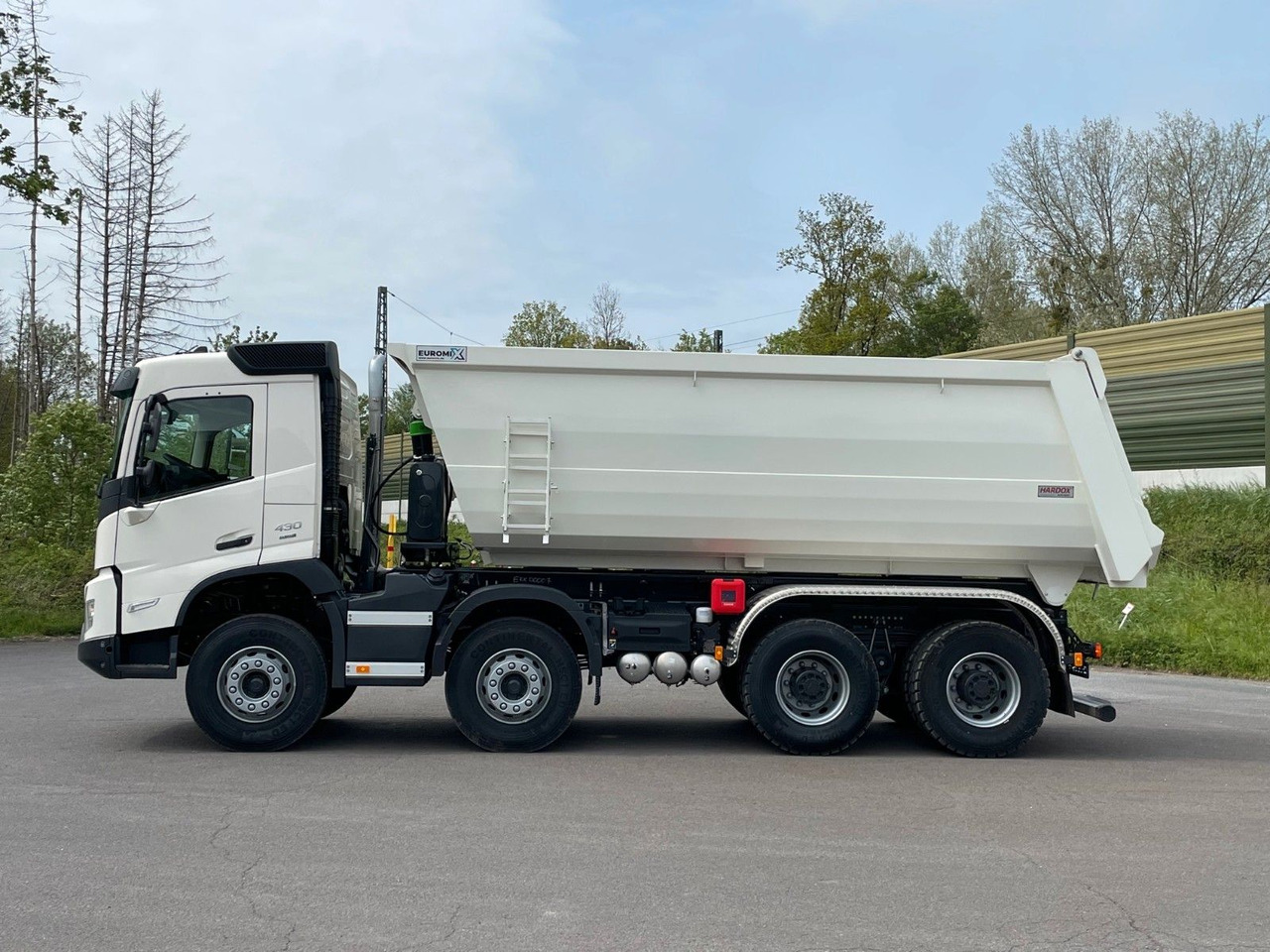 Volvo FMX 460 8x4 EuromixMTP EMK 20m³ Mulden Kipper Volvo FMX 460 8x4 EuromixMTP EMK 20m³ Mulden Kipper - Camión volquete: foto 3 Volvo FMX 460 8x4 EuromixMTP EMK 20m³ Mulden Kipper Volvo FMX 460 8x4 EuromixMTP EMK 20m³ Mulden Kipper - Camión volquete: foto 3