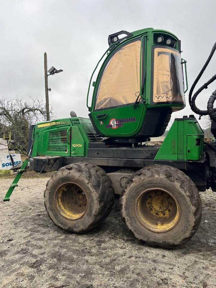 Autocargador John Deere 1010 E: foto 8